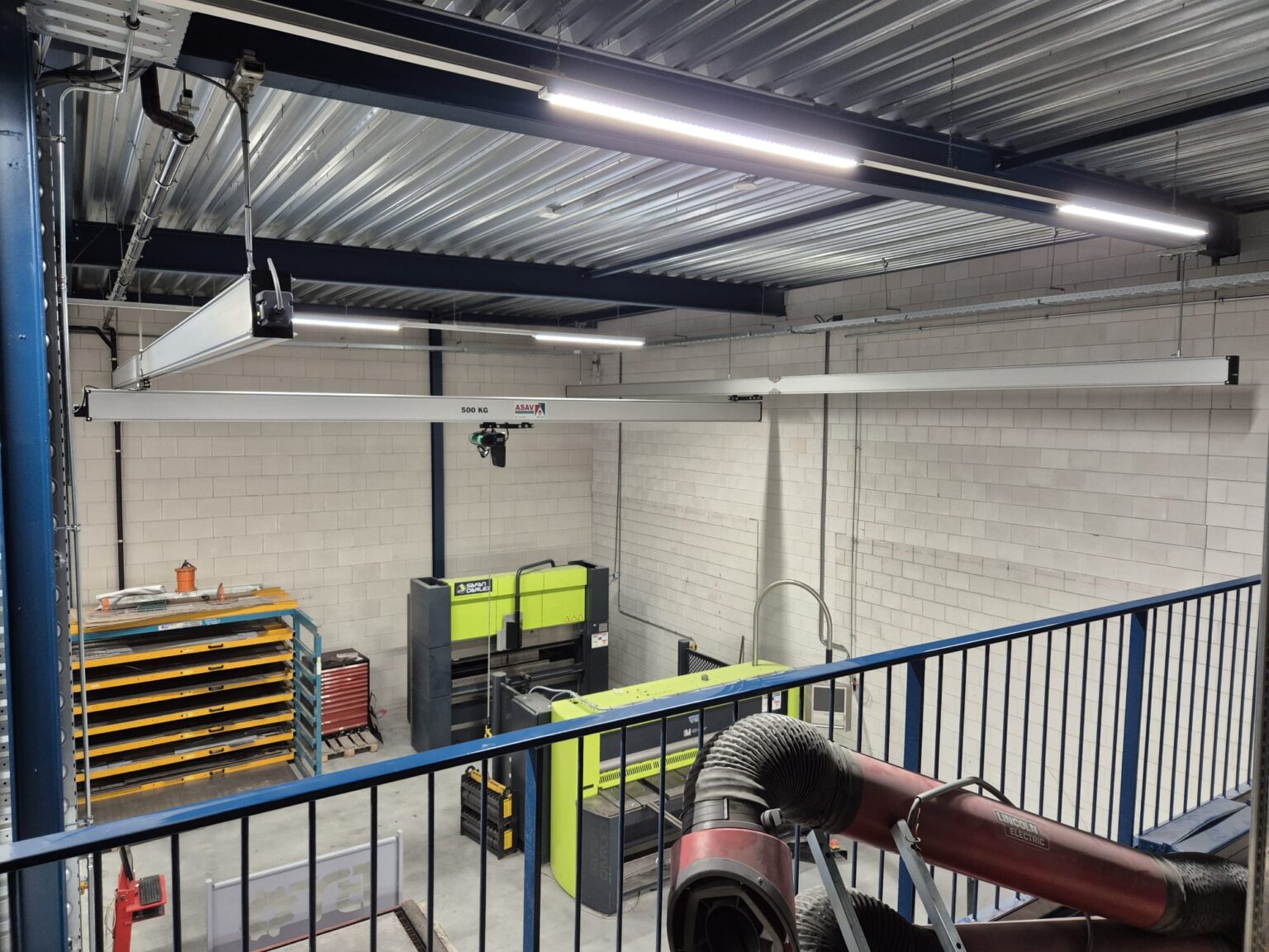 Hangbaan kraan ALU aluminium stroomrail innovatief asav bto hangbaansysteem